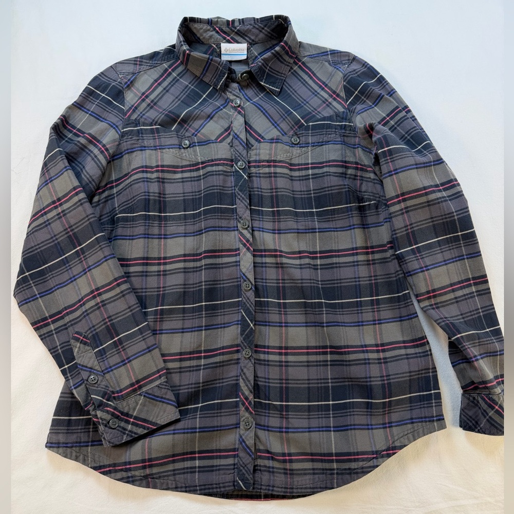 Columbia Women’s Plaid Cotton Button Down Shirt Size Medium